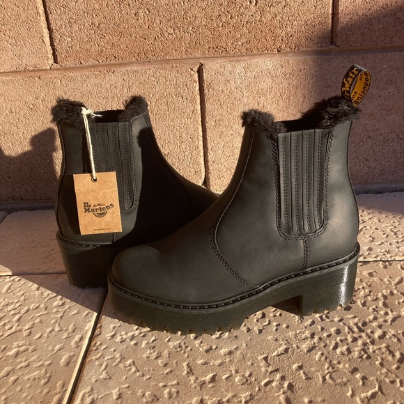 Dr. Martens Women's Rometty FL Quad Platform Chelsea Black Moldova RARE!!! - Picture 12 of 13